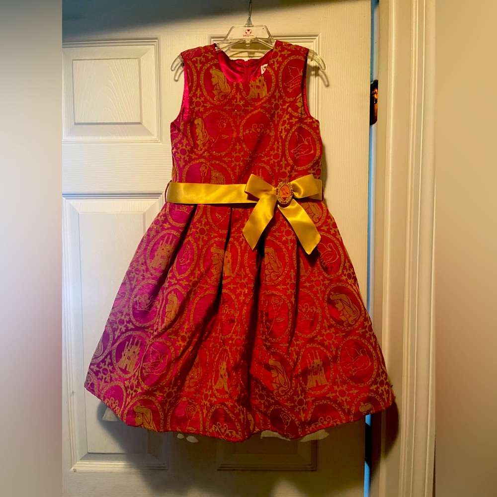 Disney Princess gown girls size 6